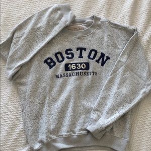 Boston sweatshirt